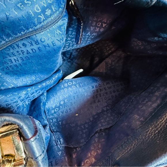 KATE SPADE NEW YORK CANVAS AND NAVY BLUE LEATHER TRIM GOOD CONDITION HANDBAG - Picture 4 of 10